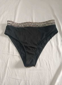 With Bikni Free 🎉High Waisted Leopard Trim Pantie