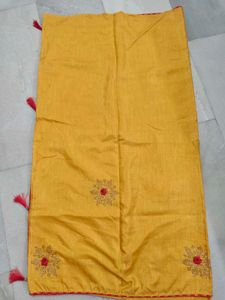 Ossum Mustard Saree With Red Unstitched Blouse Pc