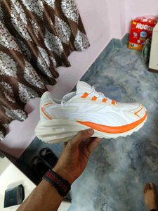 Puma Sneakers - Like New