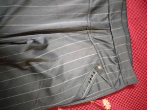Pants With Pockets