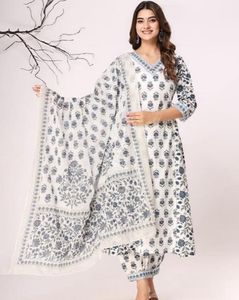 Trendy Graceful Women Kurta Sets