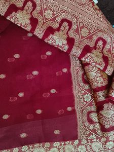 Saree With Small Buta Work