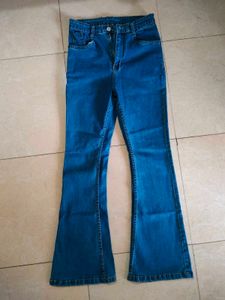 Bootcut Jeans 🌀🥤🐋👖🔹🧞