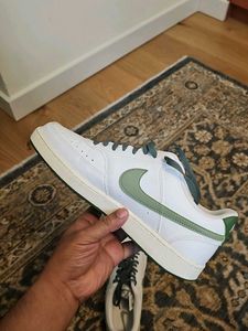 Orginal Nike Sneakers Court Vision
