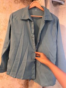 Blue Long Sleeve Button-Down Shirt, Bust- 32
