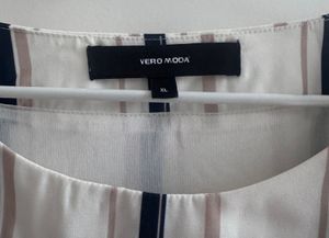 Striped Blouse - Chic &amp; Versatile