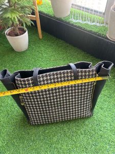 Houndstooth Tote Bag