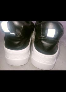 Girls Shoes