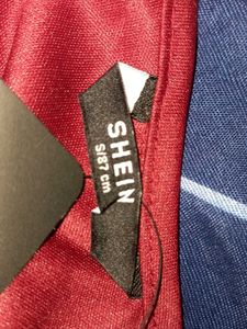 One-Shoulder Cut-out neck top