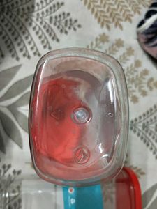 4 Empty Containers