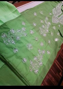 🆕 Chikankari Kurti
