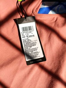 Stylish Cut Out Shoulder Top