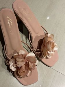 JM Looks Flower Detail Sandals