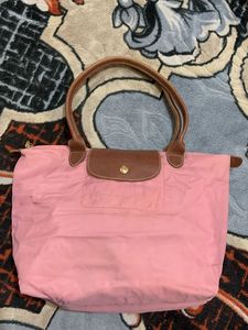 Long champ hand bag for her