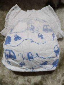 Soft  And Smooth Baby Daipers 50 Pieces Ssize