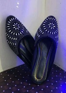 Stylish Jutti Totally New