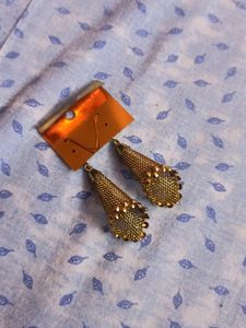 Earring