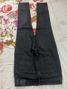 Zara Amazing Black Jeans