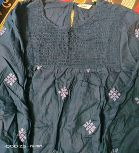 Max Navy Blue Tunic New Nd Unused 🪩