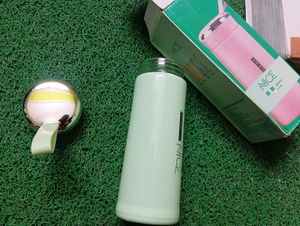 GLASS WATER BOTTLE