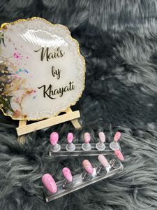 Presson Nails