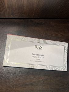 RAS Luxiert Skincare Rose Quarts Face Roller