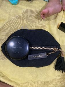 MAC Pouch