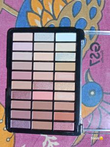 GS7 Eyeshadow Palette - 30 Colors!