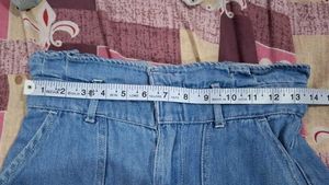 Jeans With Denim Belt
