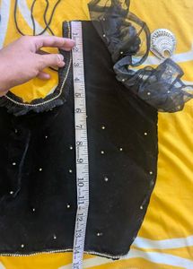 Elegant Black Saree with readymade blouse