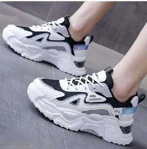 Fashionable Chunky Sneakers