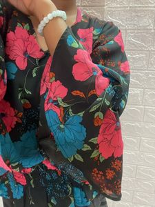 Multicolour V -neck Top