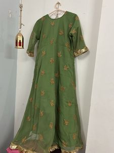Updown Gown