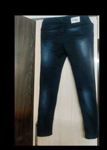 Dark Wash Distressed Skinny Jeans