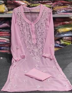 Chikankari Kurti (Free Size)