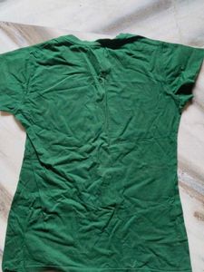 Cute Green Graphic Girls T-Shirt