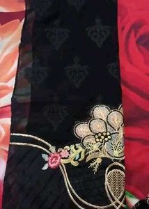 Black Floral Embroidered Pakistani Kurta Set