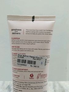 Plum Saffron &amp; Papaya Face Wash
