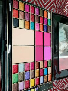 54 Colors Eyeshadow
