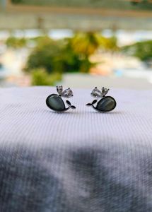 earing stud