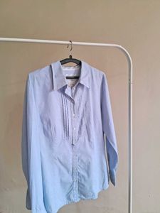 Classic Trending collared Shirt.