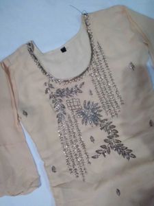 Elegant peach Kurta Set