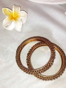 Elegant Bangle Set Nd Rings