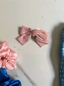 New Scrunchies And Hairband