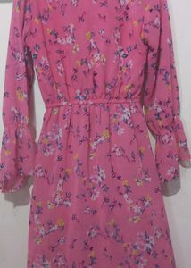 GIRLY PINK DRESS 💅💝