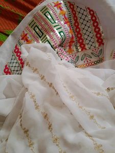 Most Trending White Sequence Saree With Blouse Pcs