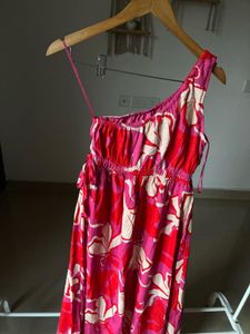 Fit&amp;Flare One Shoulder Pink Floral Maxi