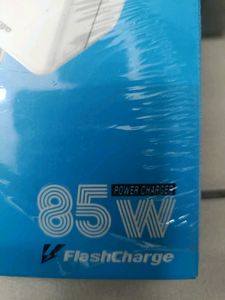Vivo 85W FlashCharge Adapter