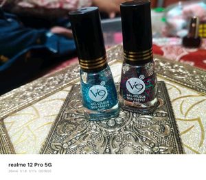 Sparkling Blue  and mix clr Nail Polish