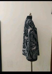 Patterned Long Sleeve plus size Top